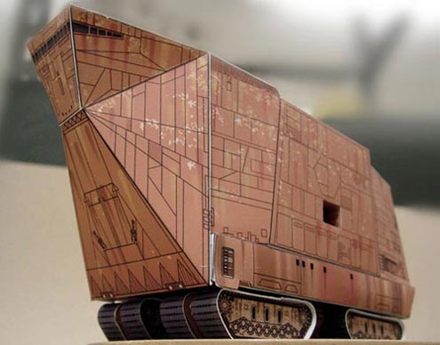 Read more about the article Paper Craft Site Has DIY Instructions For Star Wars Machines