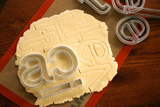 Read more about the article Helvetica Cookie Cutters