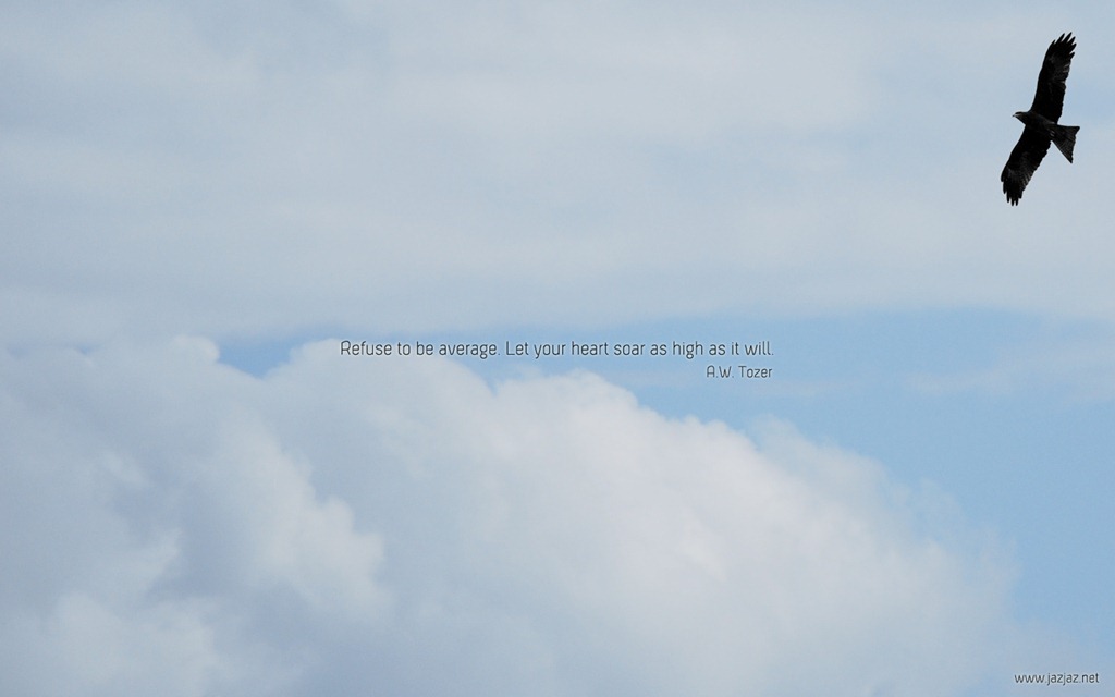 Read more about the article Let Your Heart Soar High – Free Minimalistic Desktop Wallpapers