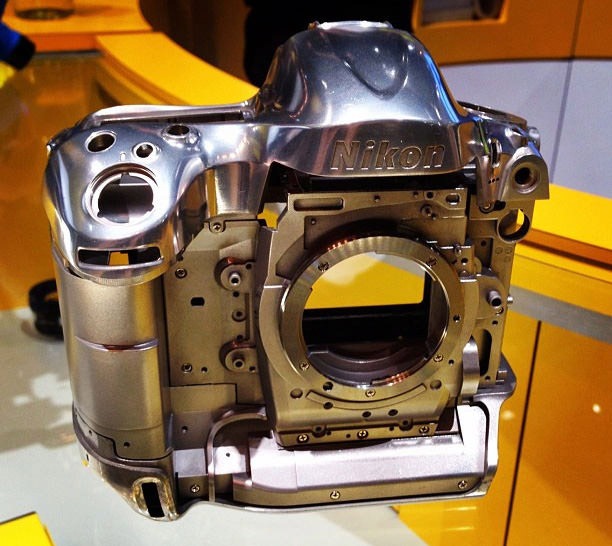 Read more about the article Nikon D4’s Stunning Magnesium Alloy Frame