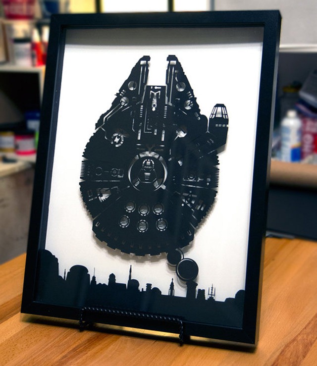 Read more about the article Millennium Falcon Over Mos Eisley – 3D Papercraft by Will Pigg