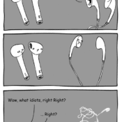 Airpods_vs_Earbuds